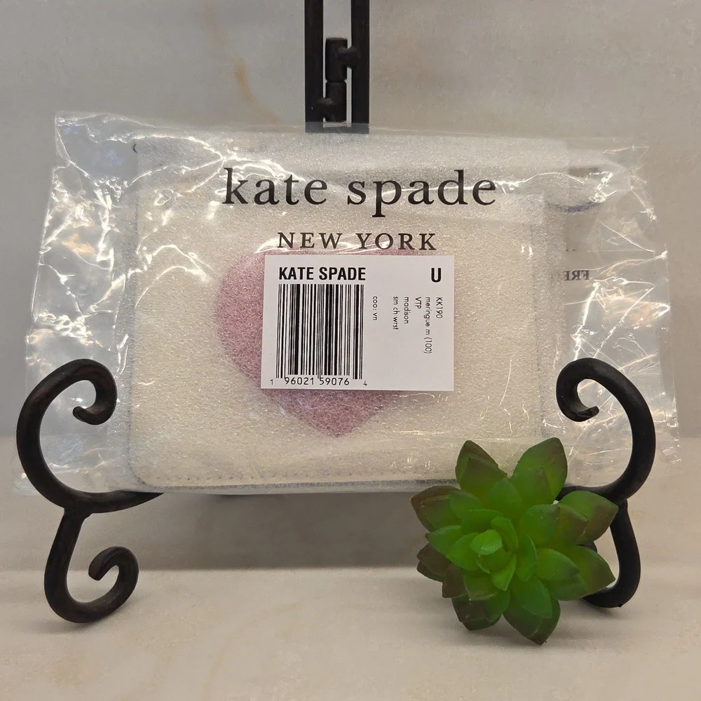 Kate Spade Madison Puffy Heart Small Card Holder Wristlet